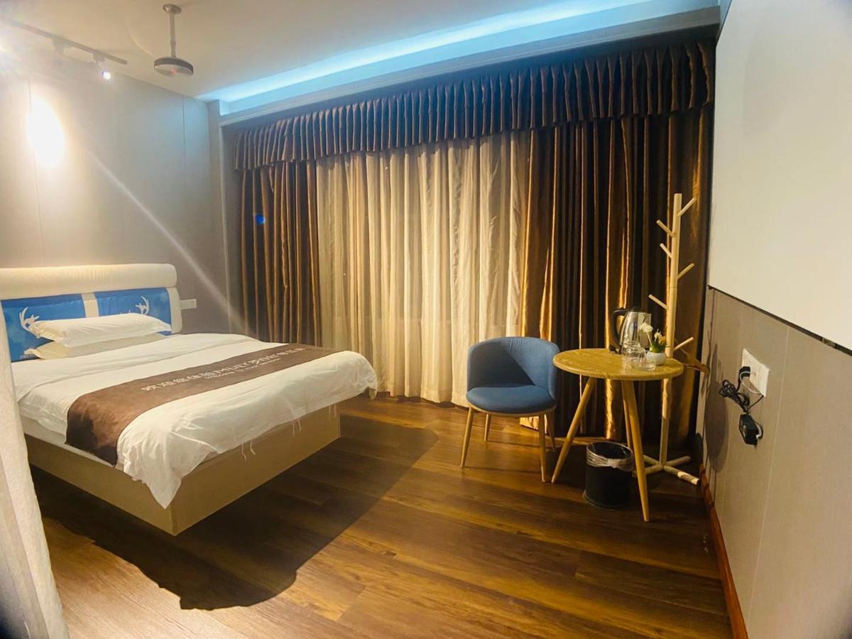 Jianyi Hotel Kanton Exteriér fotografie